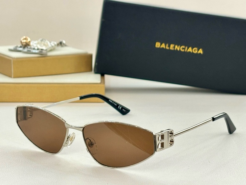 Balenciaga Sunglasses 175